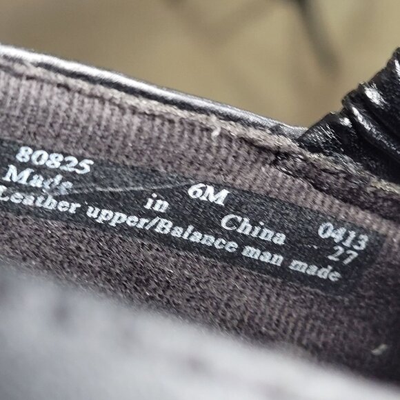 Clarks Bendables Thoughtful Q Womens 6 Vamp Shooties Chunky Heels Slip On Black - Picture 12 of 12